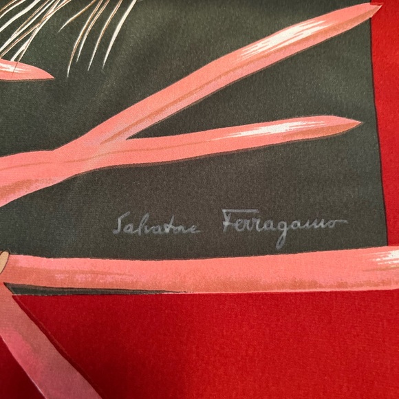 Salvatore Ferragamo women’s silk scarf - Picture 2 of 5